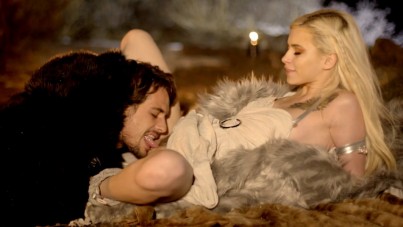 Jon Snow'S Capitulation 22